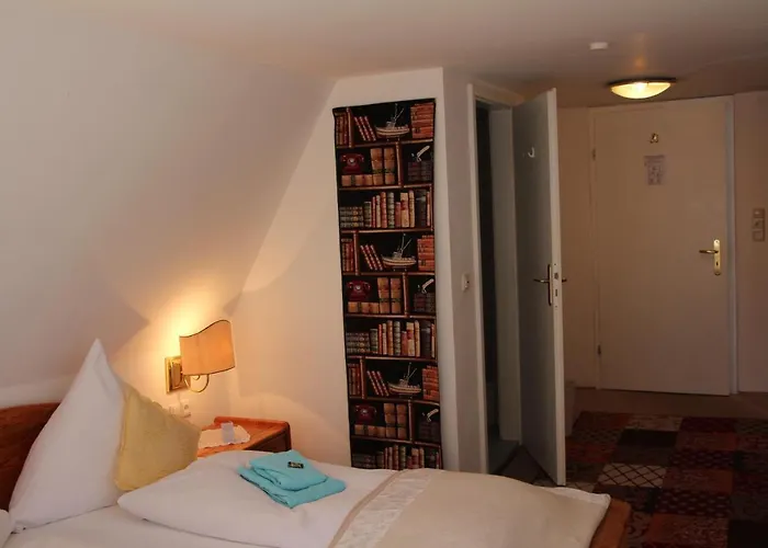 Bed & Breakfast Romantic-pension Albrecht - Next To Unesco World Heritage - Since 1901