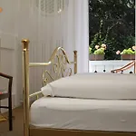 לינה וארוחת בוקר Romantic-pension Albrecht - Next To Unesco World Heritage - Since 1901