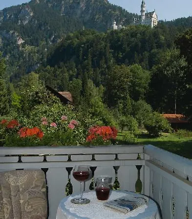 Bed & Breakfast Romantic-pension Albrecht - Since 1901 *